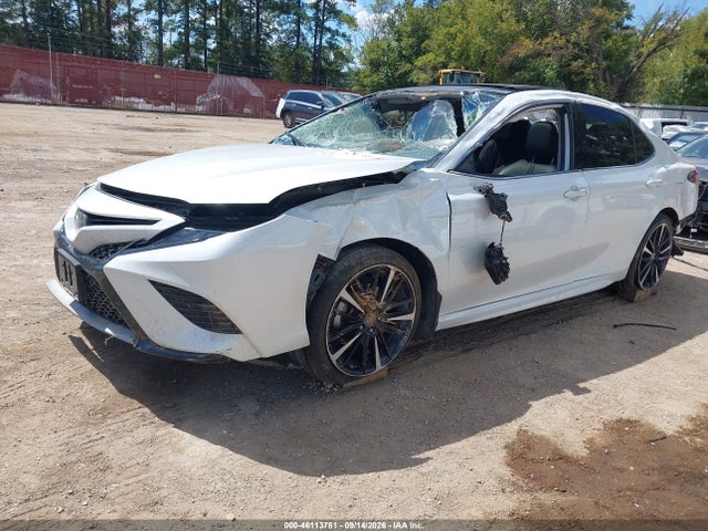 46113781 :رقم المزاد ، 4T1B61HK7KU755527 vin ، 2019 Toyota Camry Xse مزاد بيع