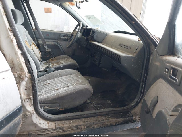 Продажа на аукционе авто 1990 Chevrolet Corsica Lt, vin: 1G1LT54G2LE126918, номер лота: 46113789