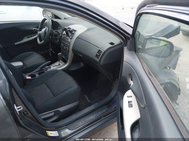 46113796 :رقم المزاد ، 2T1BU4EE2BC670148 vin ، 2011 Toyota Corolla S مزاد بيع