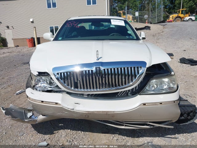 Aukcja sprzedaży 2004 Lincoln Town Car Ultimate, vin: 1LNHM83W84Y686927, numer aukcji: 46113842