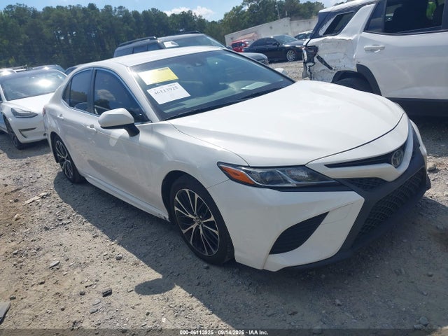 46113925 :رقم المزاد ، JTNB11HK8J3021417 vin ، 2018 Toyota Camry Se مزاد بيع
