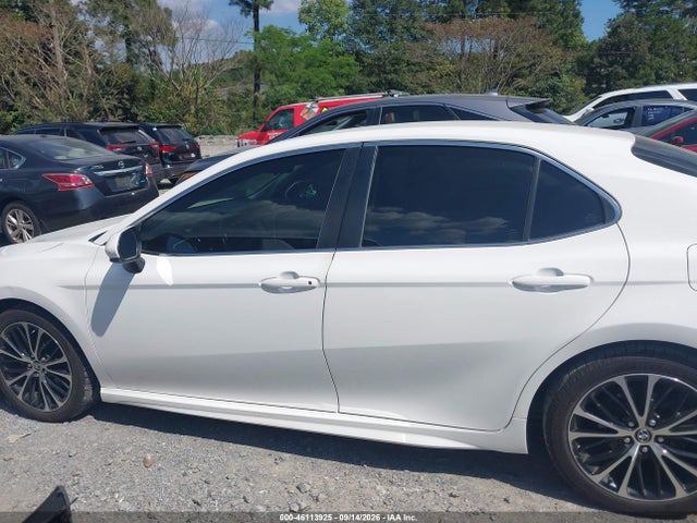 2018 Toyota Camry Se მანქანა იყიდება აუქციონზე, vin: JTNB11HK8J3021417, აუქციონის ნომერი: 46113925