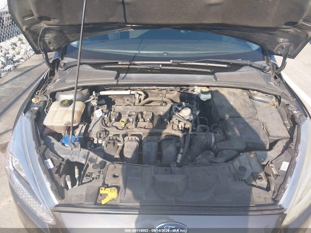 Ford FOCUS SE 2017 1FADP3F21HL235093 Image 10
