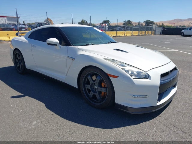 2015 Nissan Gt-r Premium მანქანა იყიდება აუქციონზე, vin: JN1AR5EF4FM281308, აუქციონის ნომერი: 46114036