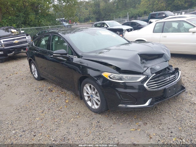 2020 Ford Fusion Hybrid Sel მანქანა იყიდება აუქციონზე, vin: 3FA6P0MU4LR139318, აუქციონის ნომერი: 46114042
