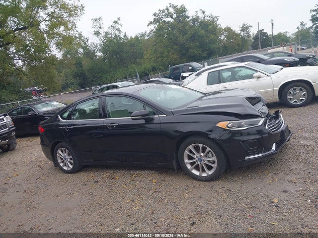 2020 Ford Fusion Hybrid Sel მანქანა იყიდება აუქციონზე, vin: 3FA6P0MU4LR139318, აუქციონის ნომერი: 46114042