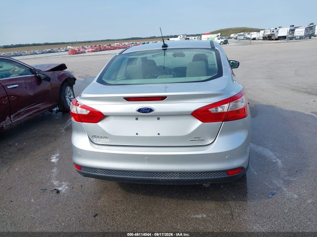 Ford FOCUS SE 2014 1FADP3F25EL197671 Image 16