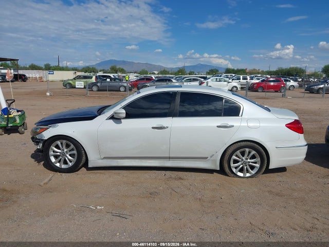 Продаж на аукціоні авто 2012 Hyundai Genesis 4.6, vin: KMHGC4DF9CU172760, номер лоту: 46114103