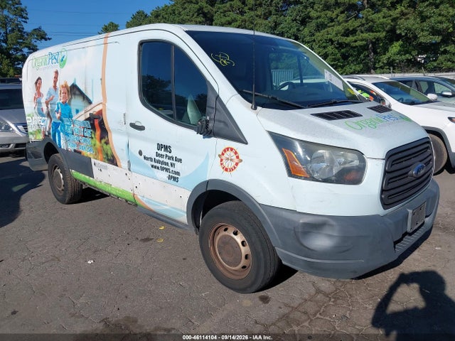 2015 Ford Transit-250 მანქანა იყიდება აუქციონზე, vin: 1FTNR1ZM8FKA74626, აუქციონის ნომერი: 46114104