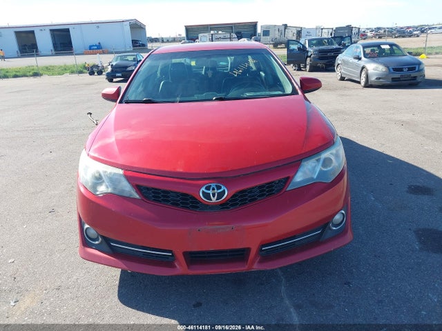 46114181 :رقم المزاد ، 4T1BF1FK7CU606975 vin ، 2012 Toyota Camry Se مزاد بيع