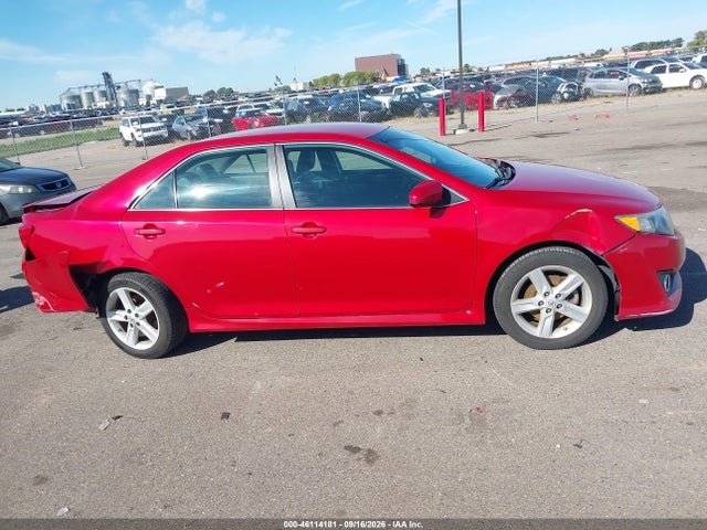 46114181 :رقم المزاد ، 4T1BF1FK7CU606975 vin ، 2012 Toyota Camry Se مزاد بيع