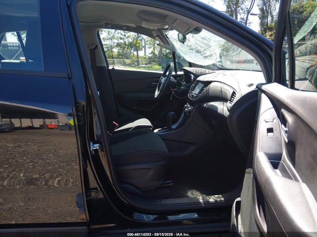 Продажа на аукционе авто 2017 Chevrolet Trax Ls, vin: 3GNCJNSBXHL265018, номер лота: 46114203
