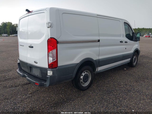 2015 Ford Transit-150 მანქანა იყიდება აუქციონზე, vin: 1FTNE1YM0FKA67490, აუქციონის ნომერი: 46114218