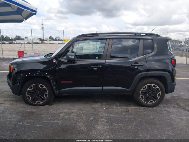46114229 :رقم المزاد ، ZACCJBCT1GPD74066 vin ، 2016 Jeep Renegade Trailhawk مزاد بيع