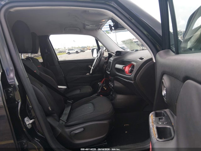 46114229 :رقم المزاد ، ZACCJBCT1GPD74066 vin ، 2016 Jeep Renegade Trailhawk مزاد بيع