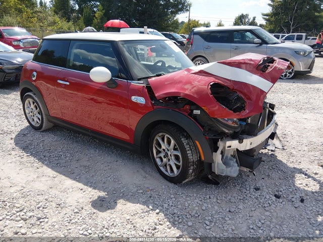 Auction sale of the 2015 Mini Hardtop Cooper S, vin: WMWXP7C57F2A58324, lot number: 46114230