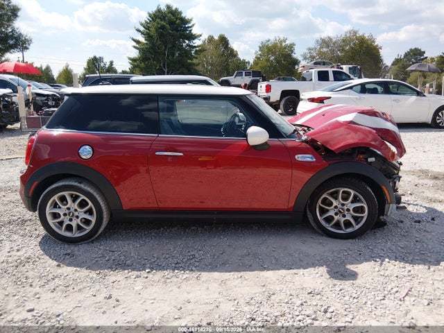 46114230 :رقم المزاد ، WMWXP7C57F2A58324 vin ، 2015 Mini Hardtop Cooper S مزاد بيع