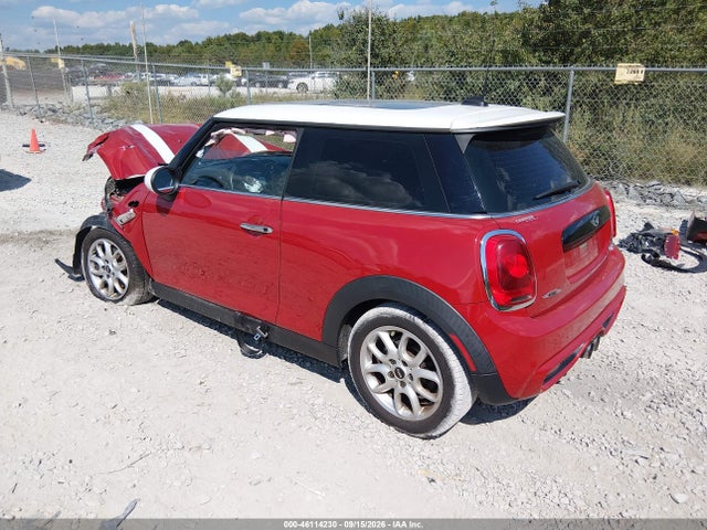 46114230 :رقم المزاد ، WMWXP7C57F2A58324 vin ، 2015 Mini Hardtop Cooper S مزاد بيع