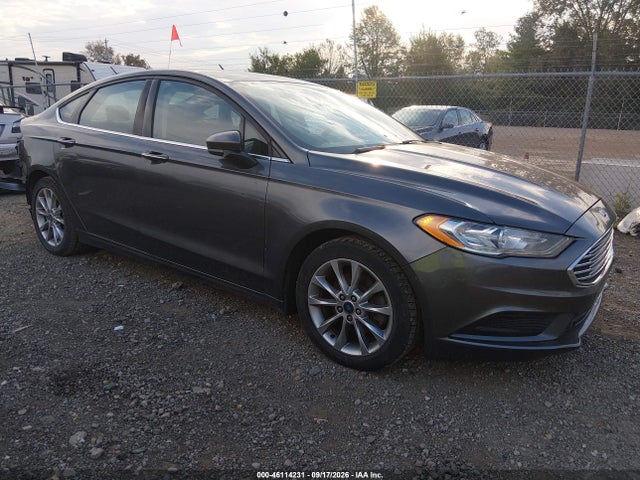 46114231 :رقم المزاد ، 3FA6P0HD2HR389397 vin ، 2017 Ford Fusion Se مزاد بيع