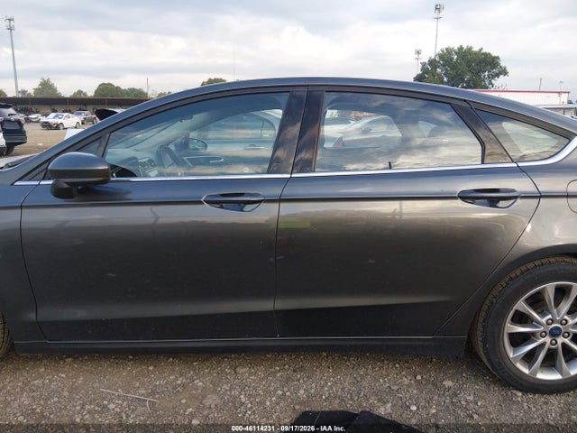 46114231 :رقم المزاد ، 3FA6P0HD2HR389397 vin ، 2017 Ford Fusion Se مزاد بيع