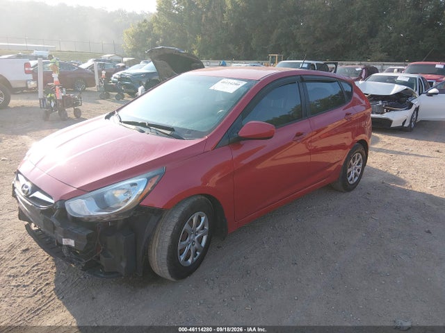 46114280 :رقم المزاد ، KMHCT5AE8EU152888 vin ، 2014 Hyundai Accent Gs مزاد بيع