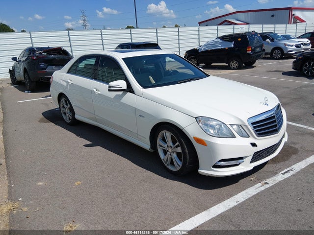 46114286 :رقم المزاد ، WDDHF8JB8CA602651 vin ، 2012 Mercedes-benz E 350 4matic مزاد بيع