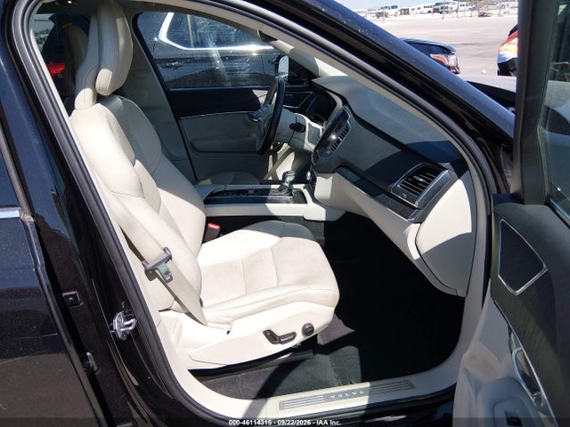46114315 :رقم المزاد ، YV4A22PKXL1594528 vin ، 2020 Volvo Xc90 T6 Momentum 7 Passenger مزاد بيع