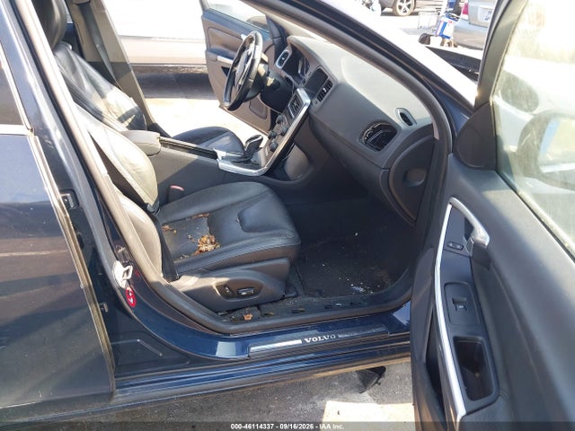 Aukcja sprzedaży 2014 Volvo S60 T5/t5 Platinum/t5 Premier/t5 Premier Plus, vin: YV1612FSXE1297544, numer aukcji: 46114337
