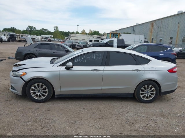 46114430 :رقم المزاد ، 3FA6P0G72FR131101 vin ، 2015 Ford Fusion S مزاد بيع