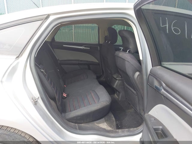 46114430 :رقم المزاد ، 3FA6P0G72FR131101 vin ، 2015 Ford Fusion S مزاد بيع