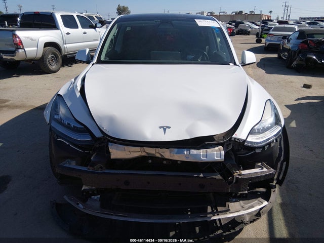 46114434 :رقم المزاد ، 7SAYGDEE2NF436077 vin ، 2022 Tesla Model Y Long Range Dual Motor All-wheel Drive مزاد بيع