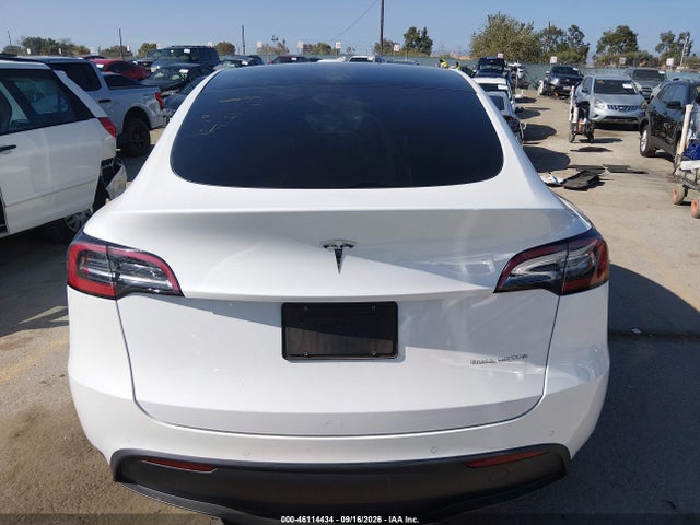 46114434 :رقم المزاد ، 7SAYGDEE2NF436077 vin ، 2022 Tesla Model Y Long Range Dual Motor All-wheel Drive مزاد بيع