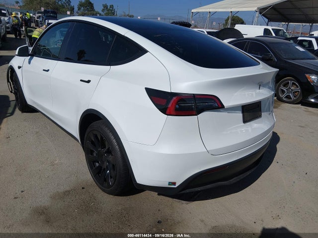 46114434 :رقم المزاد ، 7SAYGDEE2NF436077 vin ، 2022 Tesla Model Y Long Range Dual Motor All-wheel Drive مزاد بيع