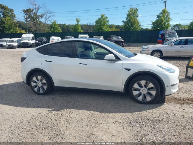 7SAYGDEE3NA012419 Tesla Model Y Long Range Dual Motor All-wheel Drive