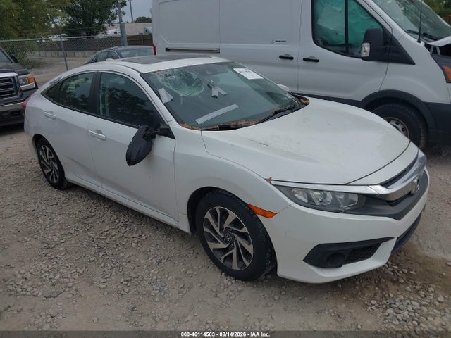 Продажа на аукционе авто 2018 Honda Civic Ex, vin: 2HGFC2F83JH572706, номер лота: 46114503