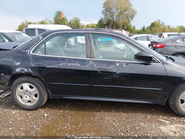 2002 Honda Accord 3.0 Ex მანქანა იყიდება აუქციონზე, vin: 1HGCG165X2A011409, აუქციონის ნომერი: 46114528