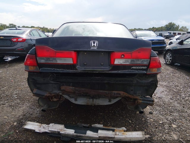 2002 Honda Accord 3.0 Ex მანქანა იყიდება აუქციონზე, vin: 1HGCG165X2A011409, აუქციონის ნომერი: 46114528