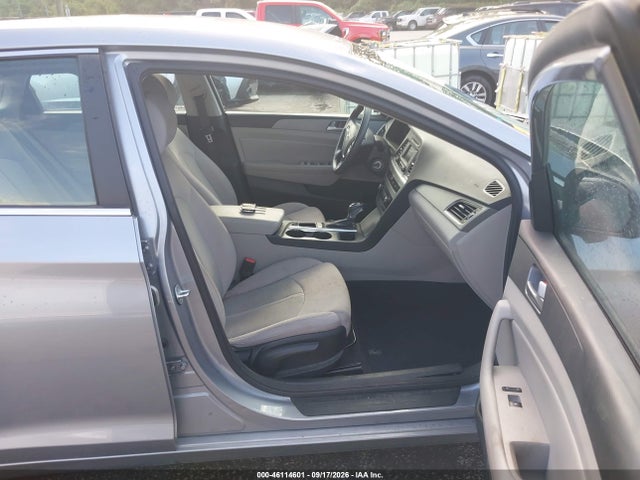 Продажа на аукционе авто 2015 Hyundai Sonata Se, vin: 5NPE24AF8FH155837, номер лота: 46114601