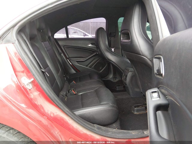 Mercedes-Benz CLA 250 2015 WDDSJ4EB8FN178392 Image 8