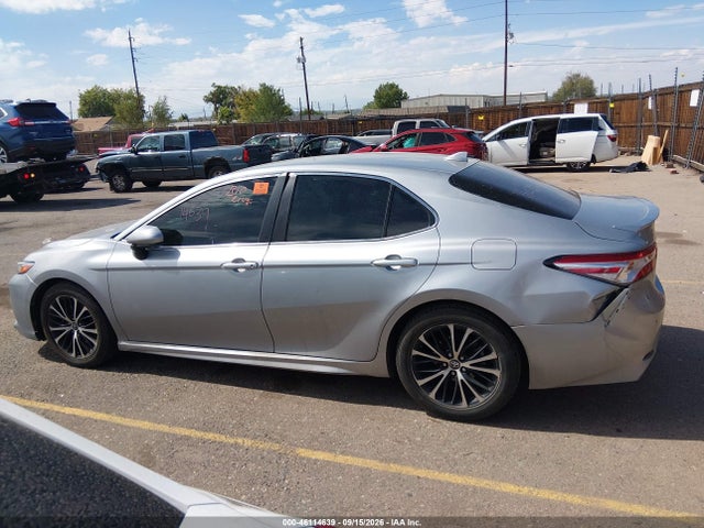 2020 Toyota Camry Se მანქანა იყიდება აუქციონზე, vin: 4T1G11AK1LU344687, აუქციონის ნომერი: 46114639
