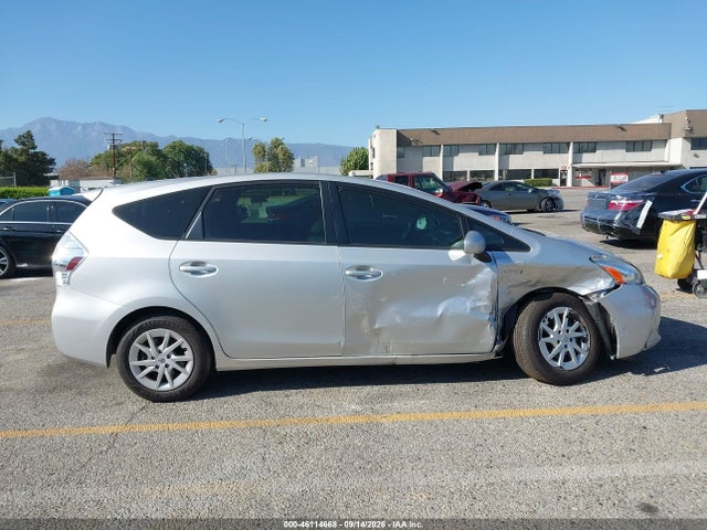 2014 Toyota Prius V Two მანქანა იყიდება აუქციონზე, vin: JTDZN3EU4EJ004009, აუქციონის ნომერი: 46114668