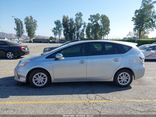 2014 Toyota Prius V Two მანქანა იყიდება აუქციონზე, vin: JTDZN3EU4EJ004009, აუქციონის ნომერი: 46114668