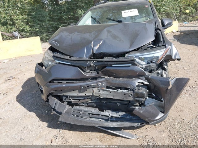 Продажа на аукционе авто 2018 Toyota Rav4 Limited, vin: JTMDFREV7JJ728676, номер лота: 46114683