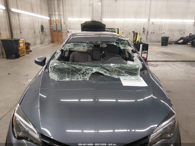 46114699 :رقم المزاد ، 2T1BURHE6JC116408 vin ، 2018 Toyota Corolla Le مزاد بيع