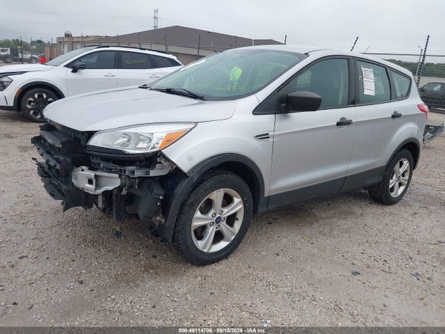 Продаж на аукціоні авто 2015 Ford Escape S, vin: 1FMCU0F76FUA38027, номер лоту: 46114706