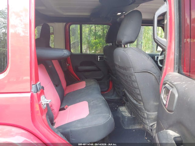 46114749 :رقم المزاد ، 1C4HJXEG3JW130769 vin ، 2018 Jeep Wrangler Unlimited Sahara 4x4 مزاد بيع