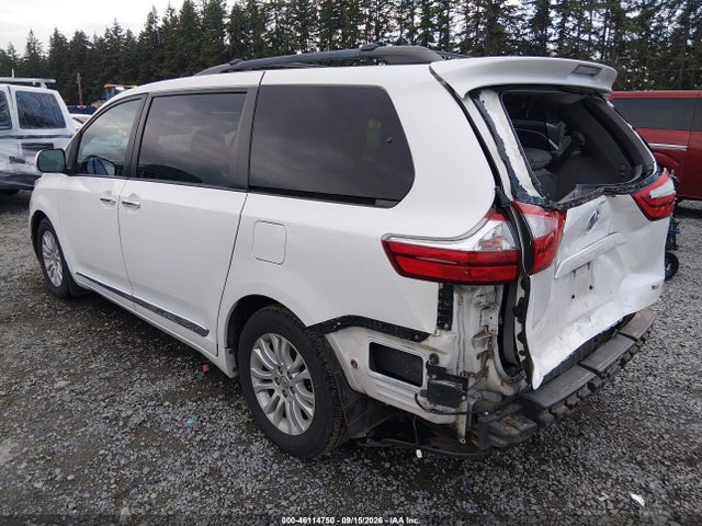 5TDYK3DC7FS579027 Toyota Sienna Xle Premium 8 Passenger