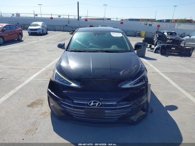 5NPD84LF3KH420584 Hyundai Elantra Limited