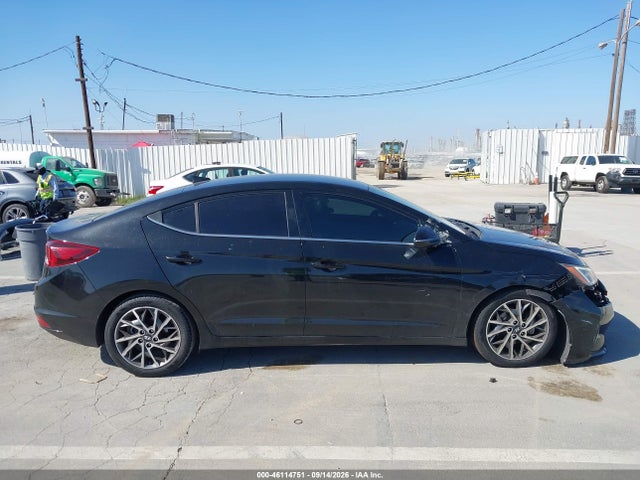 5NPD84LF3KH420584 Hyundai Elantra Limited