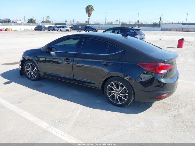 5NPD84LF3KH420584 Hyundai Elantra Limited